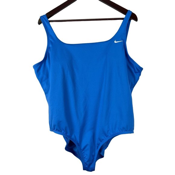 nike one piece swimsuit with built in bra